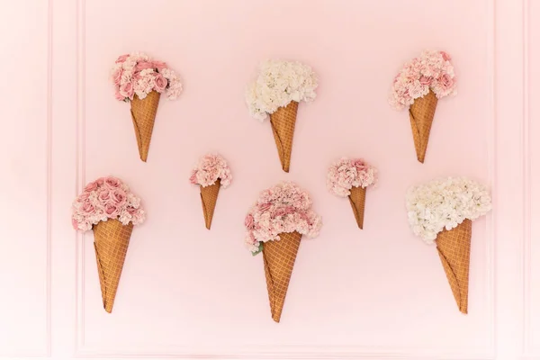 Pink Icecream Shop Facade Decoration lizenzfreie Stockbilder
