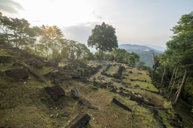 Megalitik siteler Gunung Padang, Cianjur, Batı Java, Endonezya