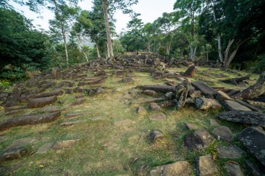 Megalitik siteler Gunung Padang, Cianjur, Batı Java, Endonezya