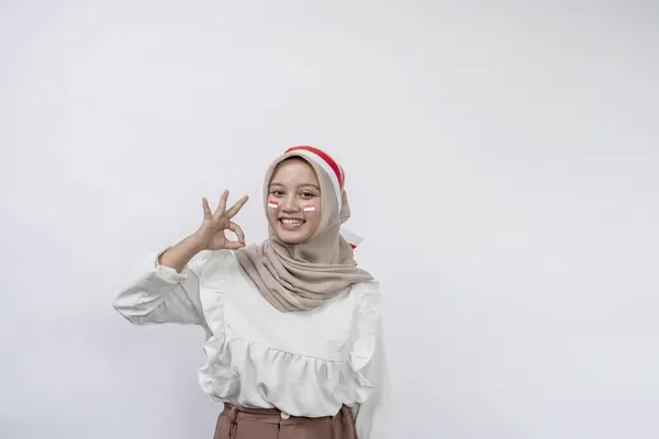 Neşeli Tatlı Asyalı Müslüman Kadınlar Endonezya Nın Bağımsızlık Gününü Beyaz — Stok fotoğraf