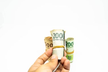 Düzensiz kıvrımlı Endonezya rupiası
