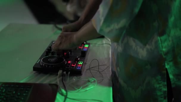 Mixes Track Nightclub Party — Stock Video