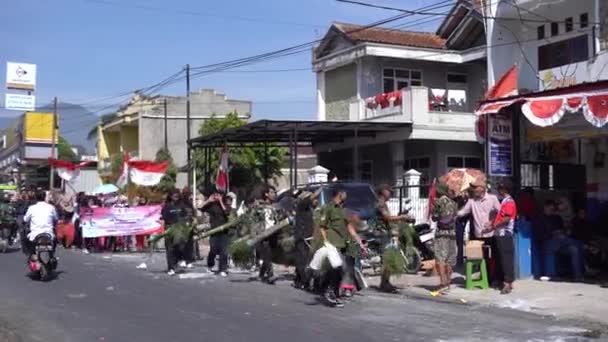 Ciwidey Bandung Indonésia Agosto 2023 Desfile Animado Dia Independência Indonésia — Vídeo de Stock