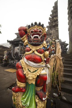 geleneksel Balinese Tanrı heykeli Merkezi Bali tapınak. Endonezya