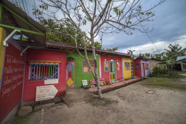 Kata Andrea Hirata Müzesi, Endonezya 'nın ilk edebiyat müzesi, yazar Andrea Hirata' ya adanmıştır.