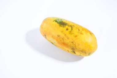 Papaya California beyaz arkaplanlı