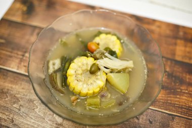Sayur Asem. Endonezya geleneksel yemekleri