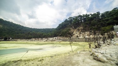 Ciwidey West Java 'daki Kawah Putih Krateri Gölü, Bandung Endonezya