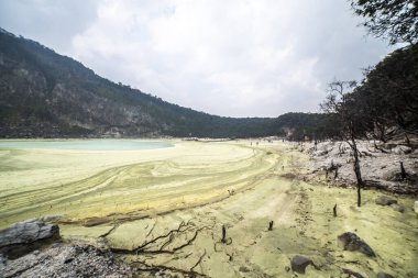 Ciwidey West Java 'daki Kawah Putih Krateri Gölü, Bandung Endonezya