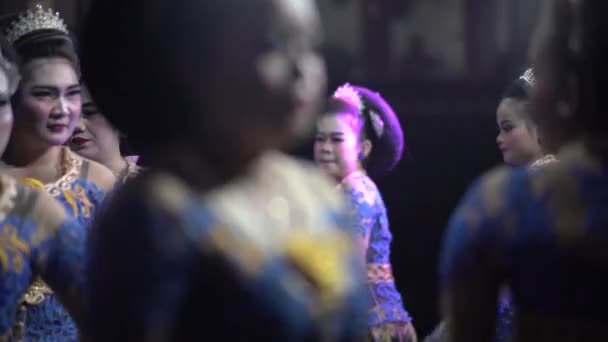 インドネシアのボゴール 2023年6月30日 ジャイプンガンは カラワン地方に由来する伝統的なソーシャルダンスの一種であり インドネシアで非常に人気があります — ストック動画