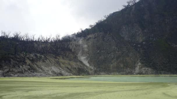 Timelapse Kawah Putih Crater Lake Ciwidey West Java Бандунг Индонезия — стоковое видео