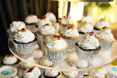 Güzel ve lezzetli küçük pastalar.