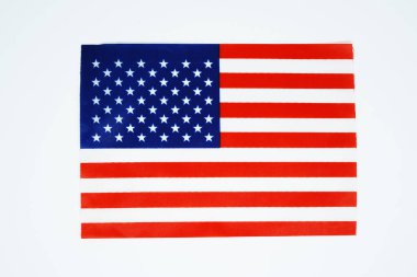 Beyaz arka planda izole edilmiş Amerikan bayrağı