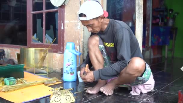 Cianjur Indonesia Febbraio 2024 Artigiani Lampade Tradizionali Lanterna Musulmana Cianjur — Video Stock
