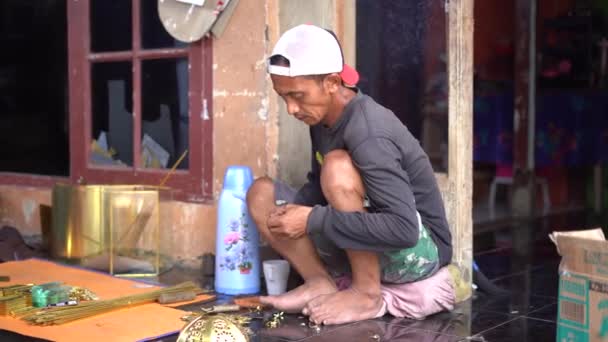 Cianjur Indonesia Febrero 2024 Artesanos Lámparas Tradicionales Linterna Musulmana Cianjur — Vídeos de Stock
