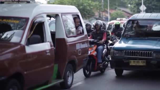 Jakarta Indonesien Mars 2016 Trafikstockningar Jakarta Fyllda Med Kollektivtrafik Privata — Stockvideo