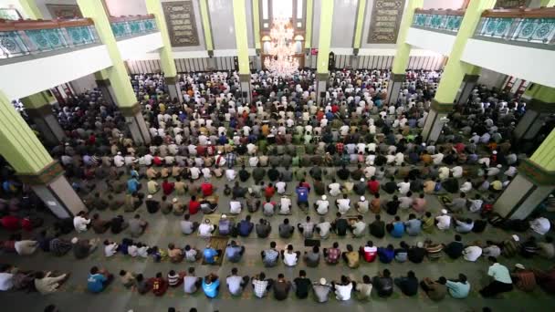 Cianjur Indonesia October 2015 Video High Angle Crowd Muslims Praying — Stock Video