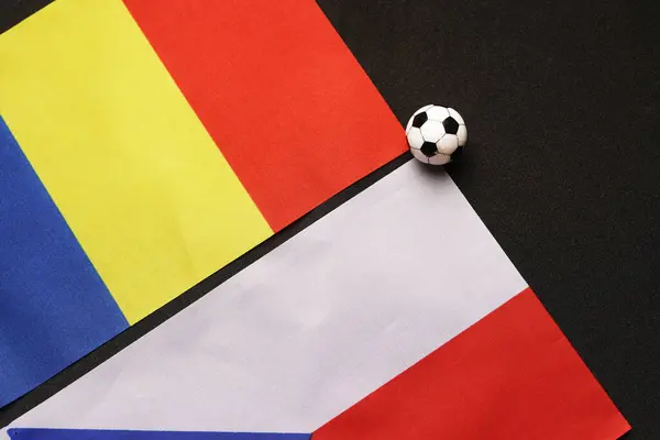 Çek-Romanya maçı, ulusal bayraklarla futbol maçı