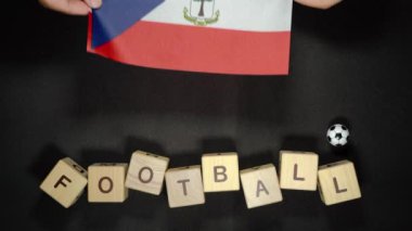 Futbol unvanlı Ekvator Gine bayrağı. futbol konsepti