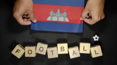 Futbol unvanlı Kamboçya bayrağı. futbol konsepti