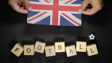 İngiliz bayrağı ve futbol unvanı. futbol konsepti