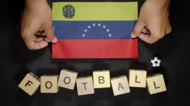 Futbol unvanlı Venezuela bayrağı. futbol konsepti
