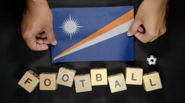 Marshall Adaları futbol unvanlı bayrağı. futbol konsepti