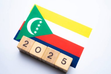2025, Comoros bayrağı tarih bloğu, kavram, önemli olaylar Komoros için yeni yıl, seçim, ekonomi, sosyal faaliyetler, merkez bankası, Komoros dış politikası