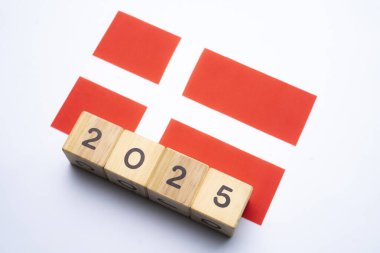 2025, Danimarka bayrağı tarih engeli, kavram, önemli etkinlikler Danimarka için yeni yıl, seçim, ekonomi, sosyal faaliyetler, merkez bankası, Danimarka dış politika