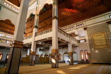 CIANJUR, Indonezya - 10 AĞUSTOS 2025. Cianjur Büyük Camii, Ebedi Gurur ve İnanç Sembolü