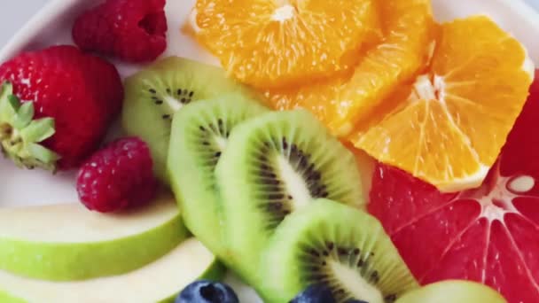 Bandeja Frutas Mesa Servida Para Hospitalidad Gastronomía Imágenes Alta Calidad — Vídeos de Stock