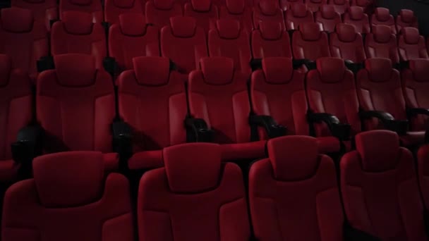 Cinema Entertainment Lege Rode Bioscoop Stoelen Voor Show Streaming Service — Stockvideo
