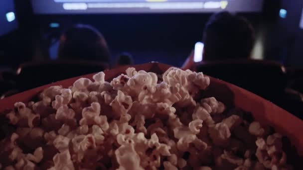 Cinema Intrattenimento Popcorn Box Nel Cinema Servizio Streaming Spettacoli Televisivi — Video Stock