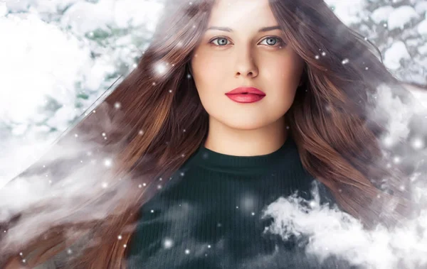 stock image Winter beauty, Christmas time and happy holidays, beautiful woman with long hairstyle and natural make-up in snowy forest, snowing snow design as xmas, New Year and holiday lifestyle portrait style