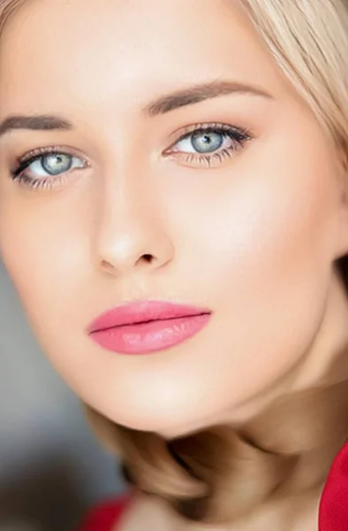 Beleza Maquiagem Cuidados Com Pele Retrato Facial Mulher Bonita Com — Fotografia de Stock