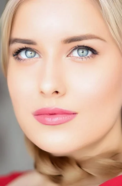 Ομορφιά Μακιγιάζ Και Περιποίηση Δέρματος Προσωπογραφία Όμορφης Γυναίκας Πλεκτό Χτένισμα — Φωτογραφία Αρχείου