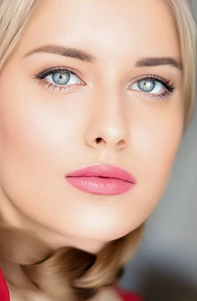 Piękno Makijaż Pielęgnacja Skóry Portret Pięknej Kobiety Plecioną Fryzurą Naturalnym — Zdjęcie stockowe