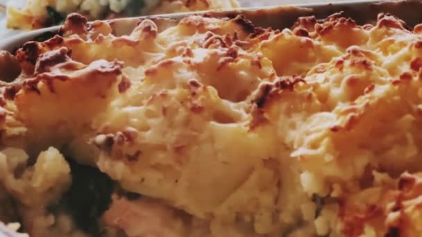 Mâncare Confortabilă Bucătăria Tradițională Engleză Plăcintă Pește Copt Cuptor Idee — Videoclip de stoc