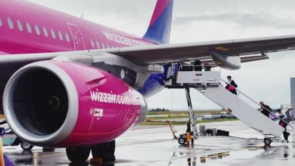 Luton Bedfordshire Inggris Inggris Sekitar Januari 2023 Pesawat Wizz Air — Stok Video