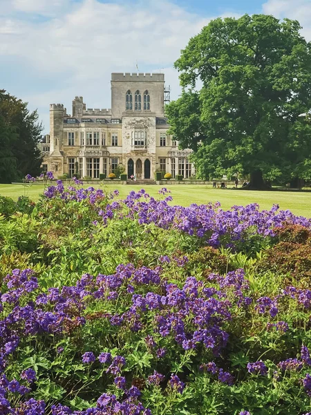 Hertfordshire งกฤษประมาณฤด 2022 Ashrid House Gardens บรรณาธ การภาพประกอบ รูปภาพสต็อก