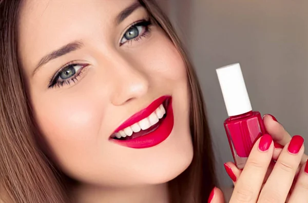 Beauty Product Makeup Cosmetics Face Portrait Beautiful Woman Nail Polish — Stock Photo, Image