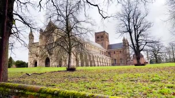 Hertfordshire Ngiltere Deki Güzel Aziz Albans Katedrali — Stok video