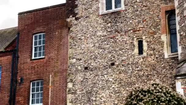 Bela Fortaleza Perto Catedral Saint Albans Hertfordshire Inglaterra Reino Unido — Vídeo de Stock