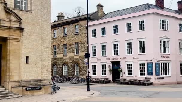 Oxford Oxfordshire England March 2023 Αρχιτεκτονική Ιστορικών Κτιρίων Παμπ Κοντά — Αρχείο Βίντεο