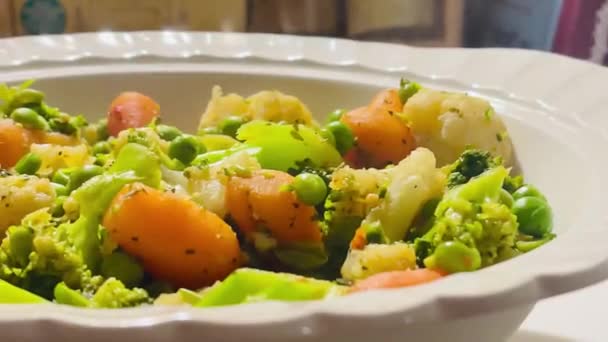Élénk Vegyes Zöldségkeverék Házi Készítésű Élelmiszer Recept — Stock videók