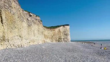 Seven Sisters tebeşir kayalıkları, Birling Geçidi Doğu Sussex, ünlü, tarihi, sahil manzarası, doğa ve deniz kıyısı, bahar yolculuğu konsepti
