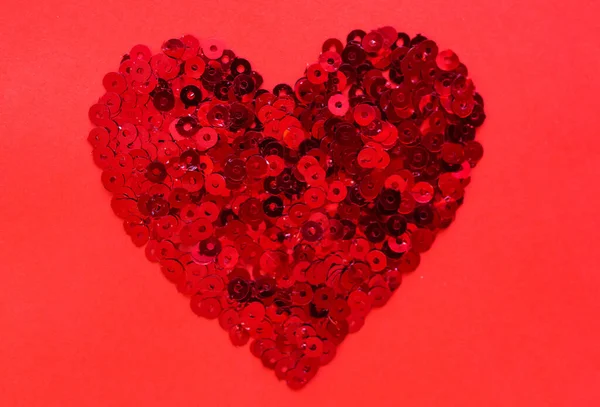 Paillettes Rosso Forma Cuore Sfondo Rosso San Valentino — Foto Stock