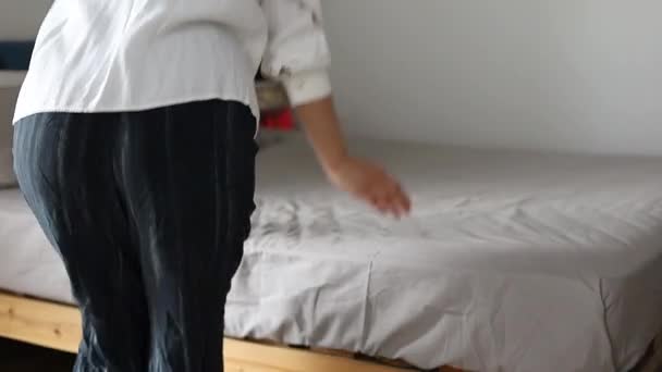 Vídeos de Mujeres dormidas libres de derechos Depositphotos