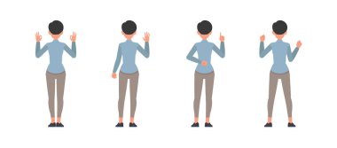 İş kadını çeşitli aksiyon karakteri tasarım setinde çalışıyor ve sunum yapıyor. Kadın mavi gömlek giyiyor..