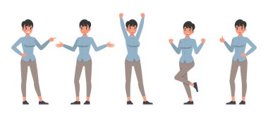 İş kadını çeşitli aksiyon karakteri tasarım setinde çalışıyor ve sunum yapıyor. Kadın mavi gömlek giyiyor..